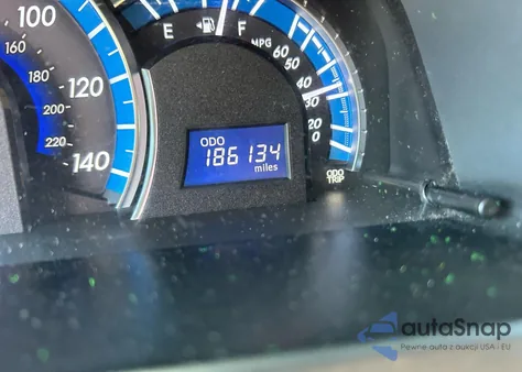 2013 Toyota Camry Hybrid from USA, damaged, VIN 4T1BD1FK3DU078181